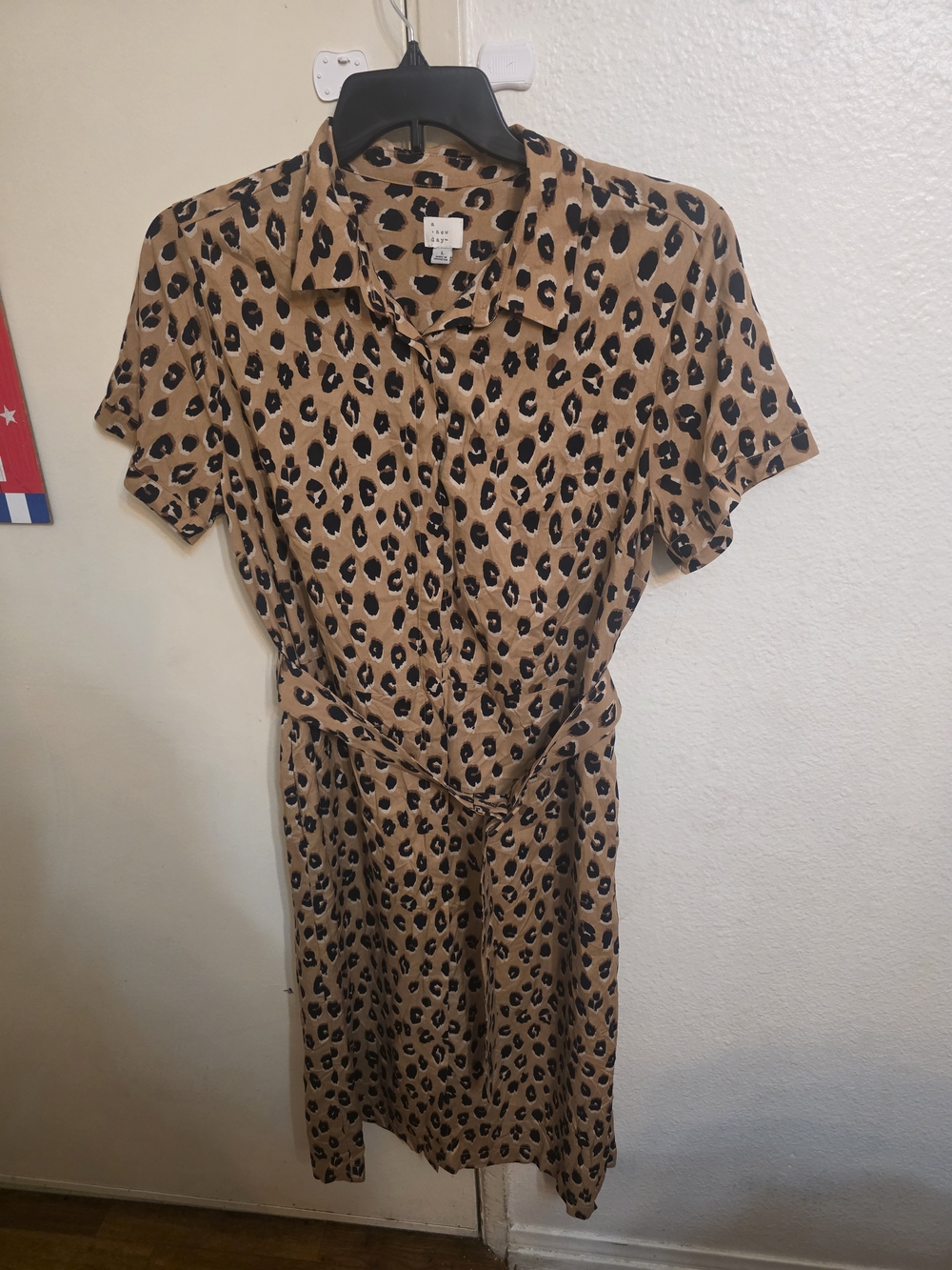 Leopard Print Short Sleeve Shirt Dress in Tan